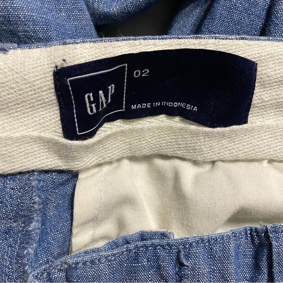 Gap Blue Chambray Girlfriend Fit Cropped Pants - Picture 4 of 5